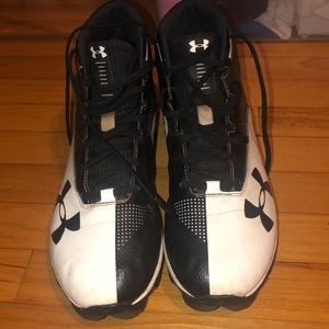 Brand new under armor cleats MENS